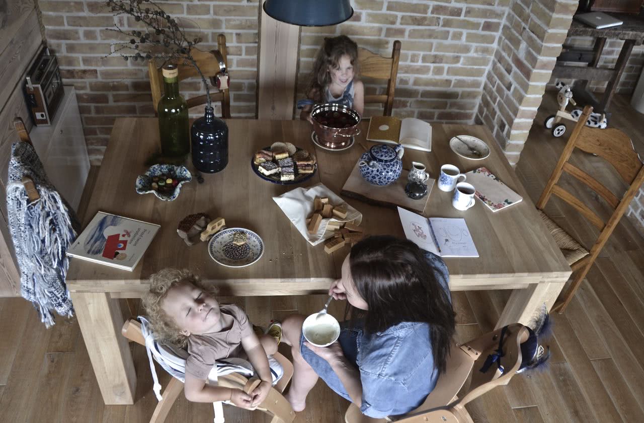 St&oacute;ł z drewna dębowego