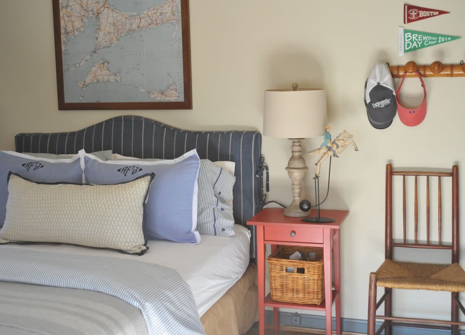 Szafki i stoliki nocne