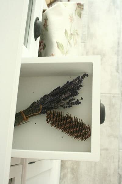 Meble drewniane (dożynki w masłowie).