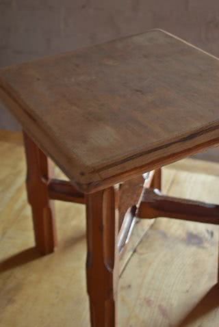 Odnawiamy stary taboret meble 