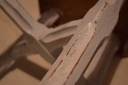 jak zrobić przecierany mebel drewniany