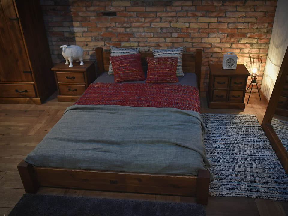 ł&oacute;żko małżeńskie