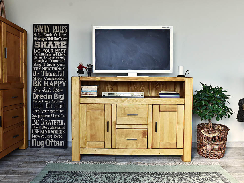 Drewniana szafka RTV