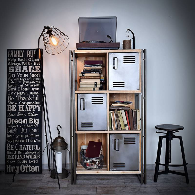 Drewniana szafka RTV