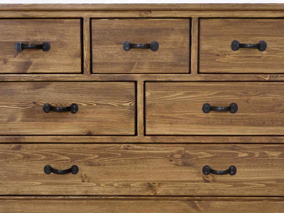 woskowane meble drewniane