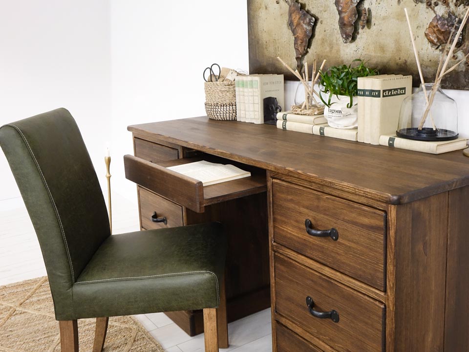 st&oacute;ł drewniany