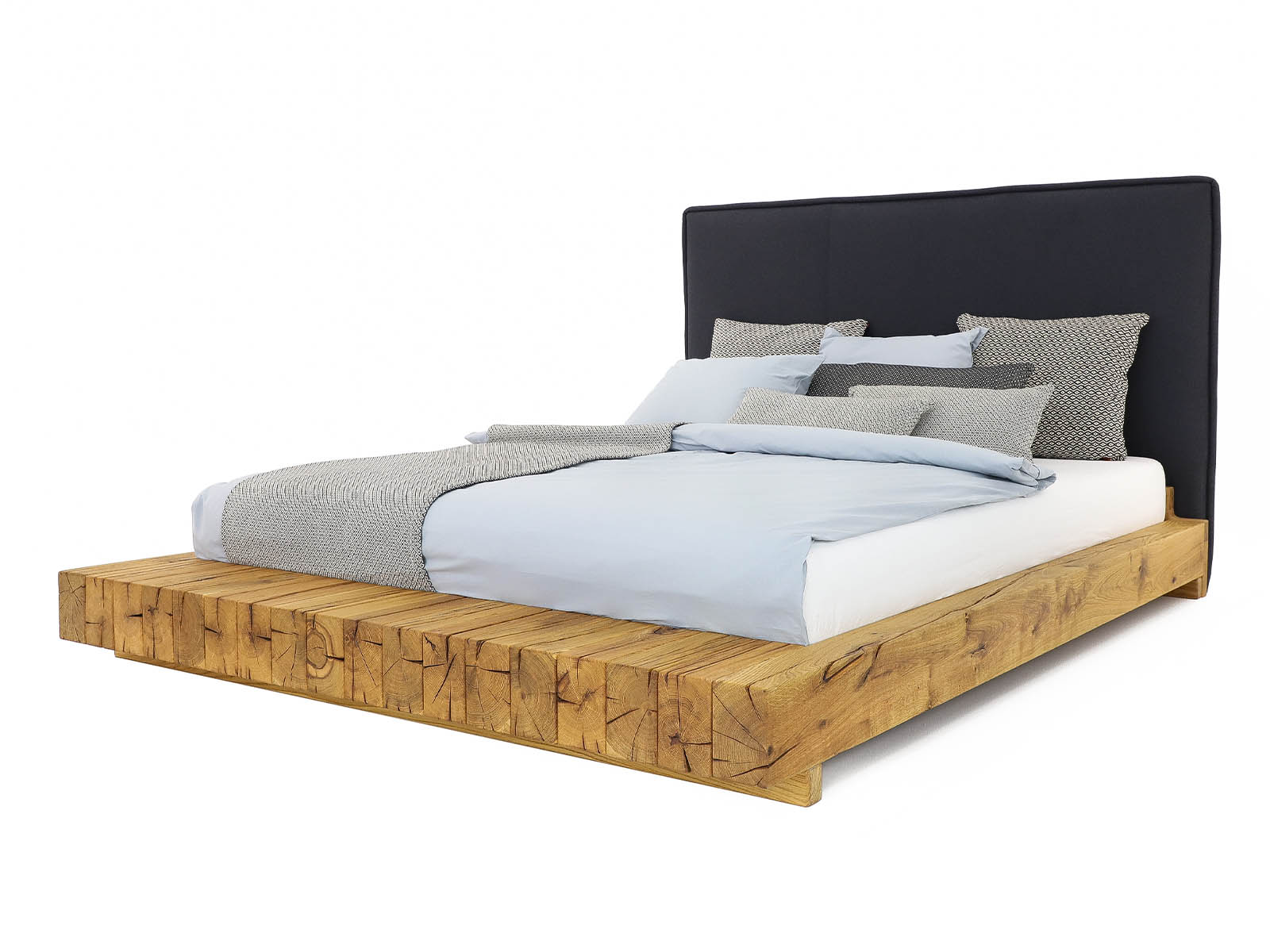 Ł&Oacute;ŻKO DREWNIANE DO SYPIALNI